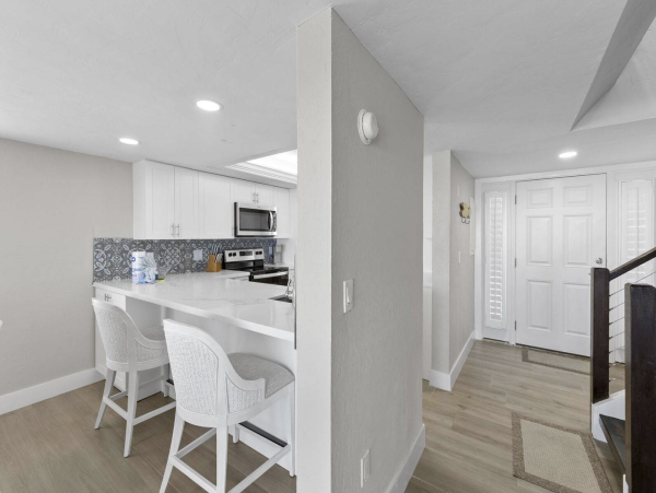 Sanibel Beachfront Vacation Condo with Three Bedrooms